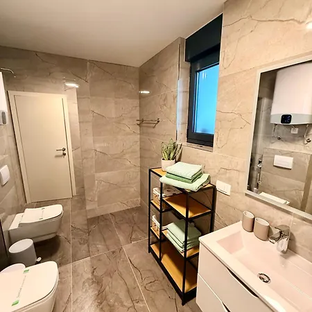 Apartamento Seaview Krk 2 Bedrooms 2 Bathrooms Free Parking *